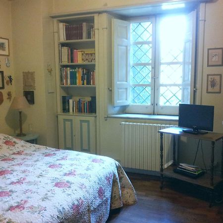 Relais De Charme - B&B Short Lets La Casa Di Francesca Sant'Agata Li Battiati Room photo