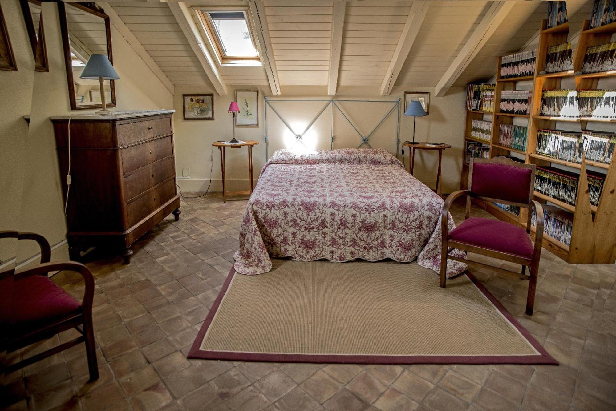 Relais De Charme - B&B Short Lets La Casa Di Francesca Sant'Agata Li Battiati Room photo